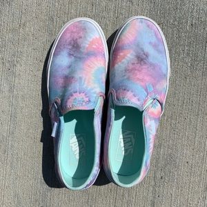Tie Dye Slip-on Vans